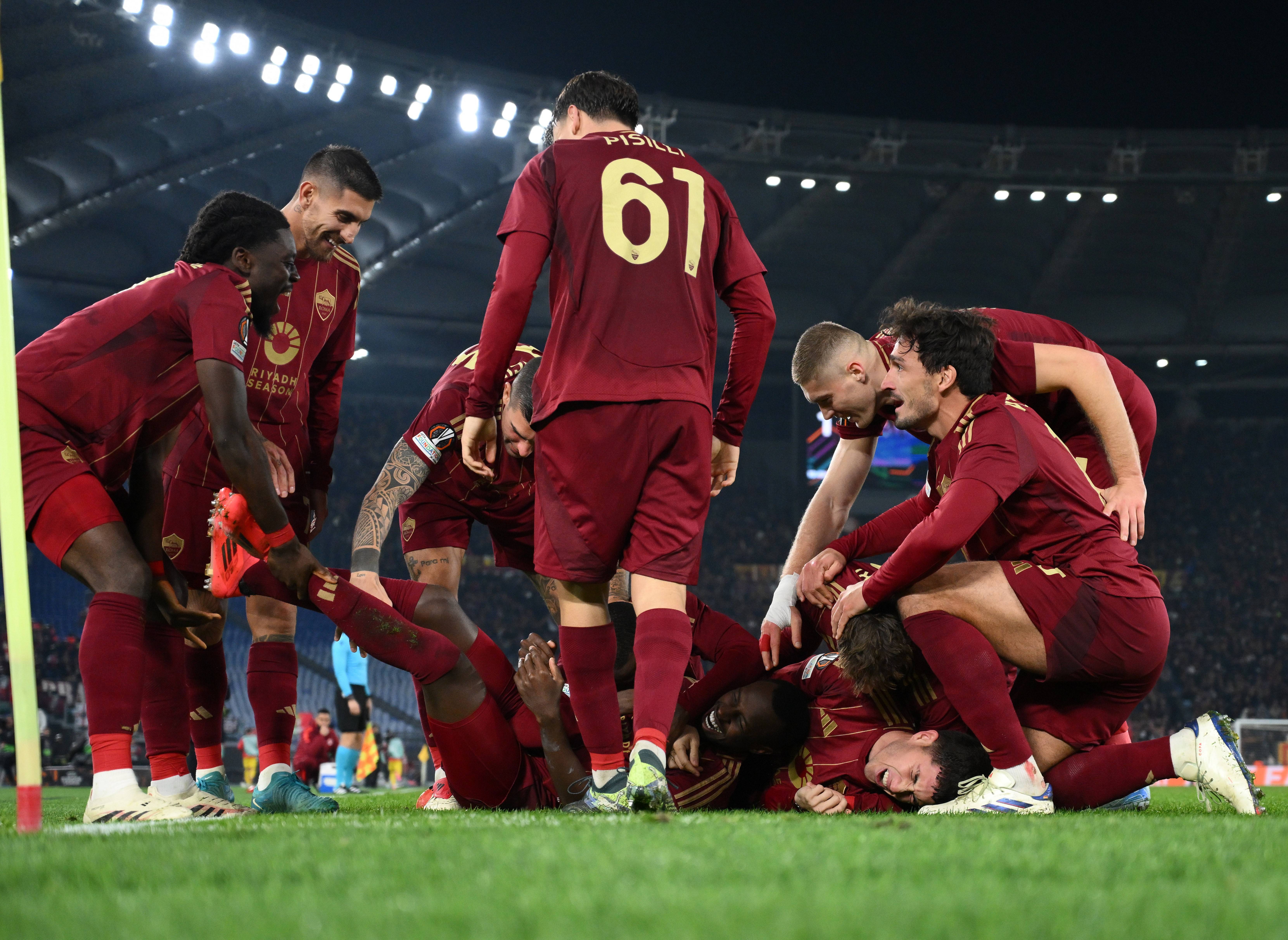 欧洲国家间足球对抗赛场上演精彩战役 欧洲国家间足球对抗赛场上演精彩战役