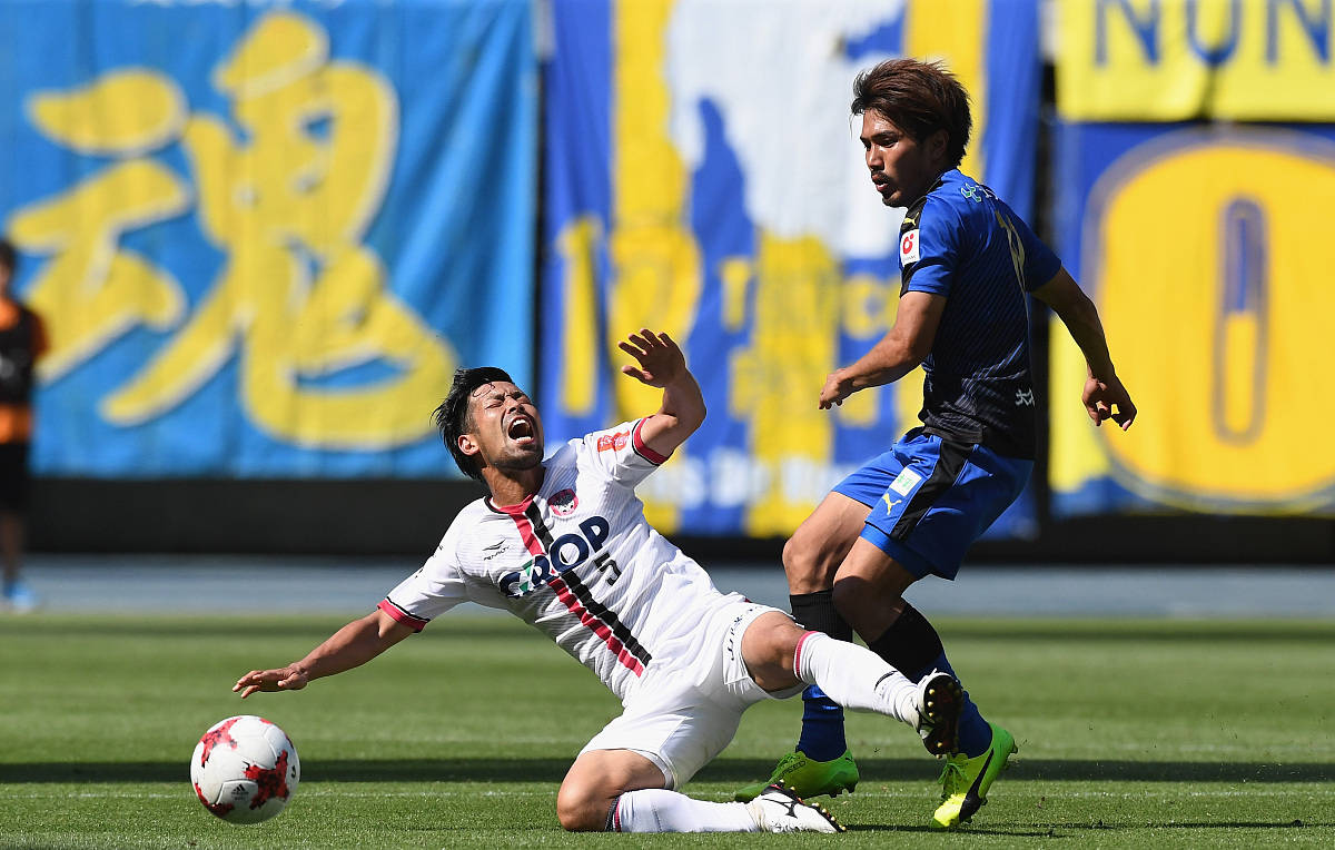 前锋伤愈归队,球队士气大振的简单介绍 前锋伤愈归队,球队士气大振的简单介绍