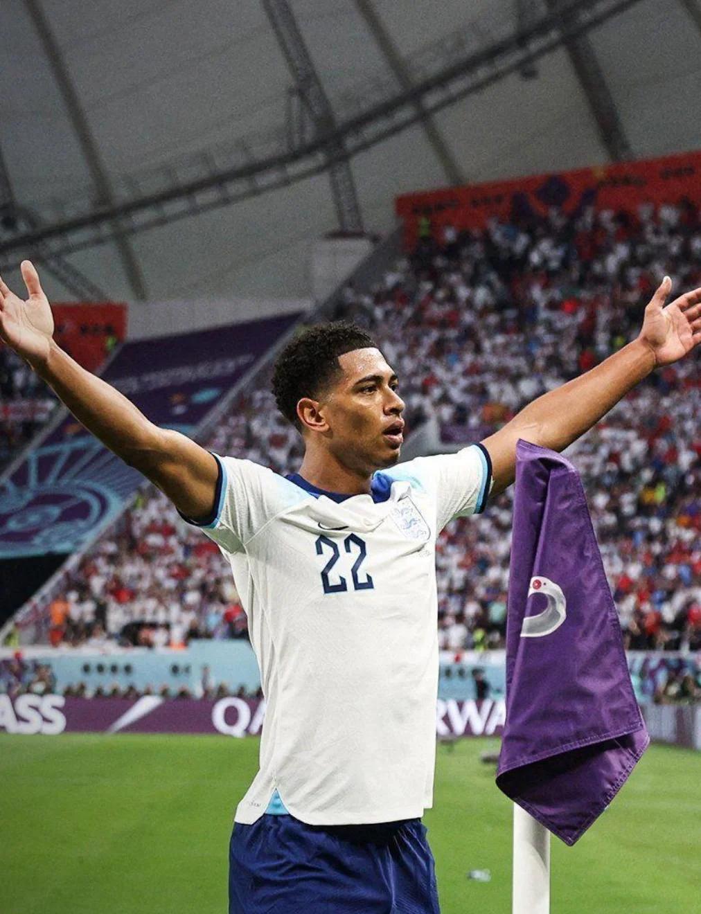 包含荷兰强势压制英格兰,卫冕冠军险胜晋级的词条 包含荷兰强势压制英格兰,卫冕冠军险胜晋级的词条