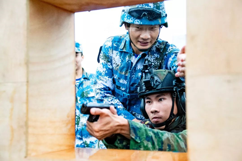 关于火箭球员造访中国，展开队内默契训练的信息