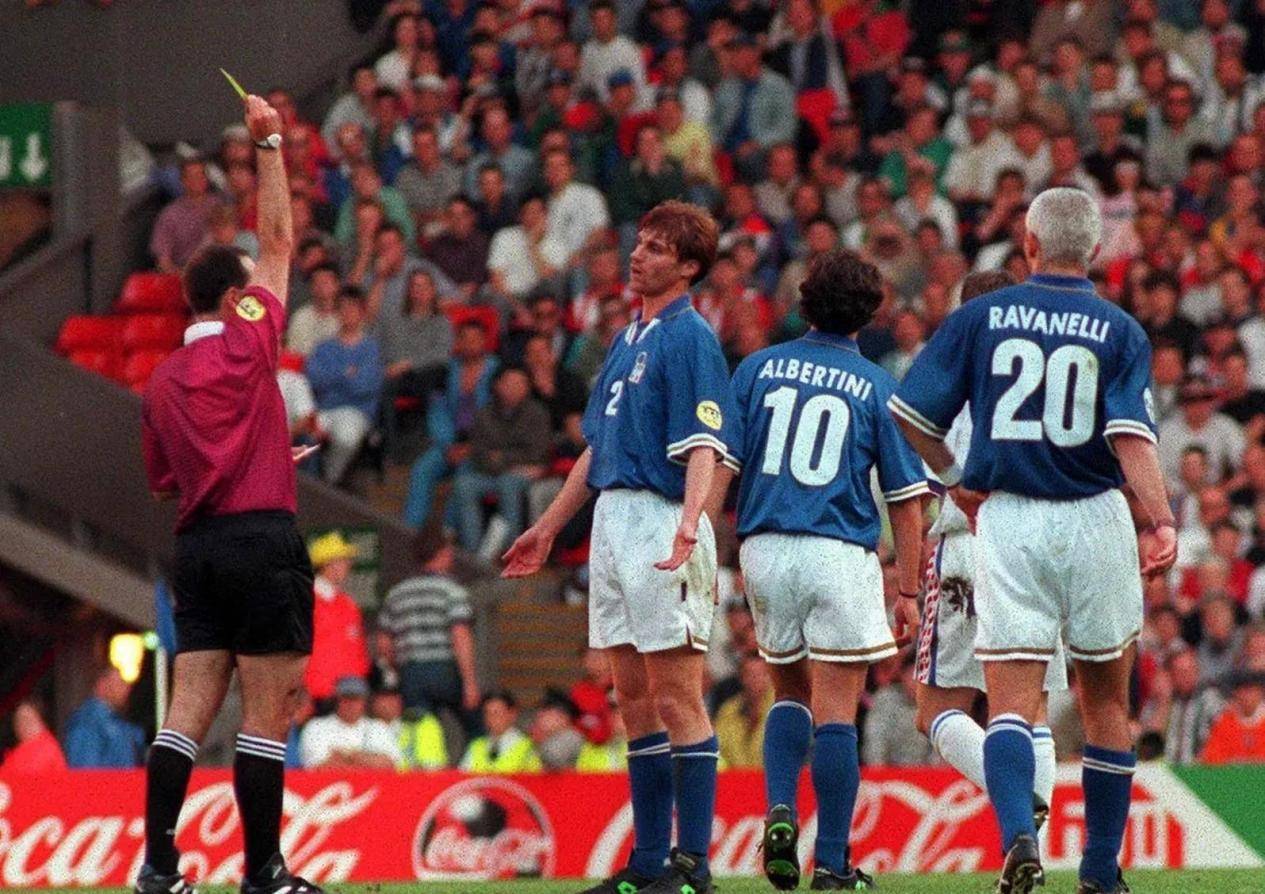 意大利队完胜瑞士队，晋级欧洲杯八强