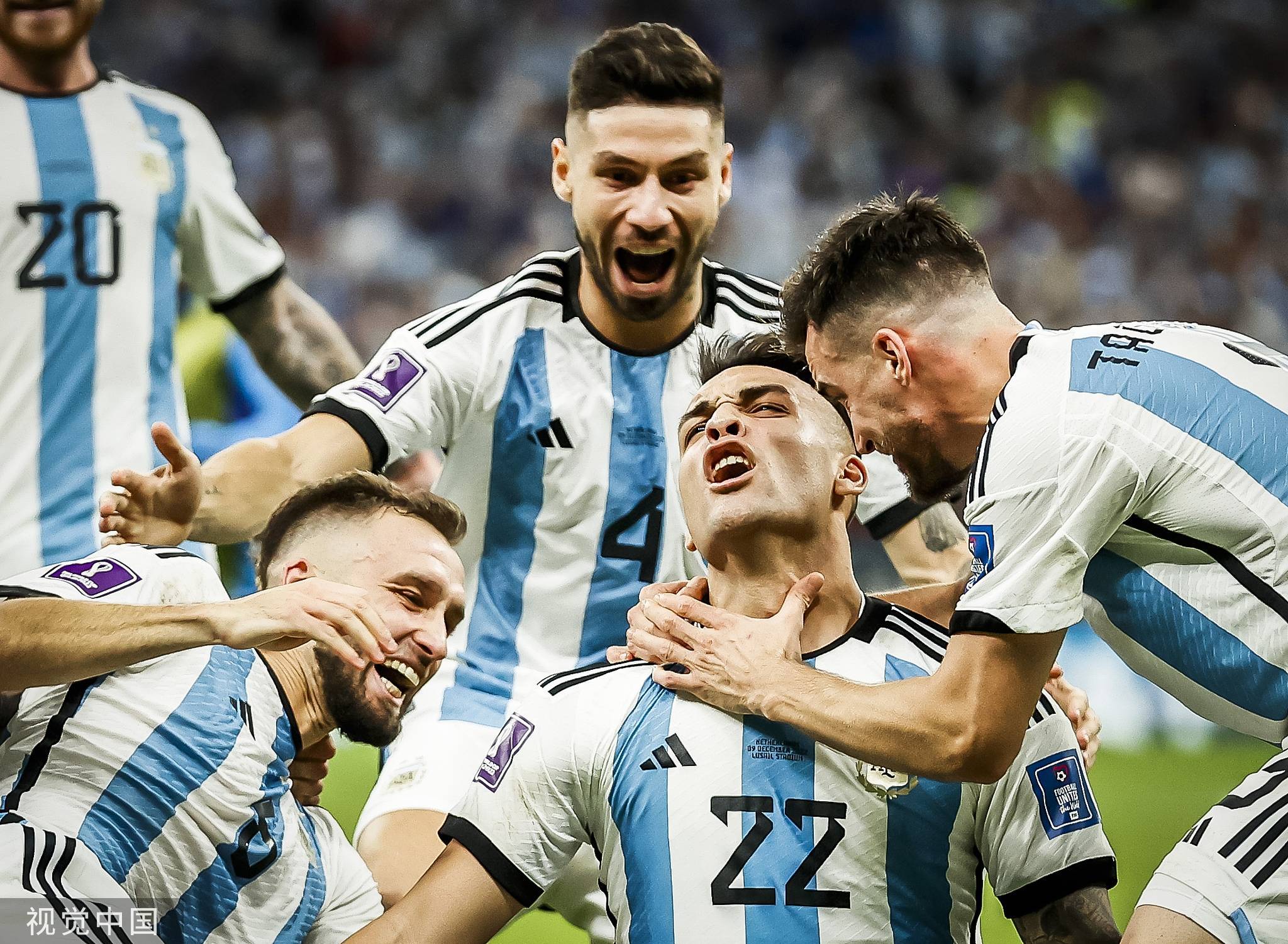 包含阿根廷男篮完胜加拿大男篮，克莱惊艳世界的词条