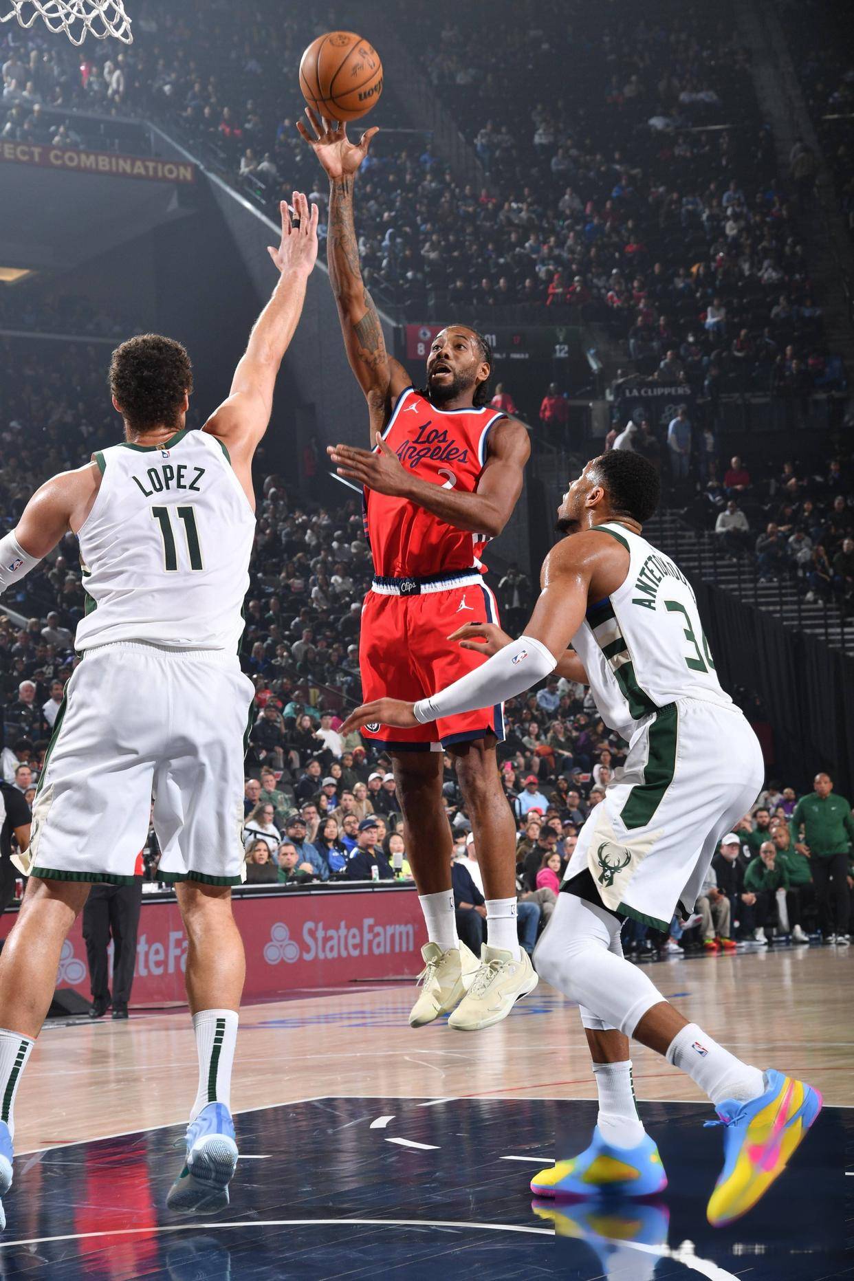 雄鹿B队鏖战土耳其男篮，乔治打破历史纪录