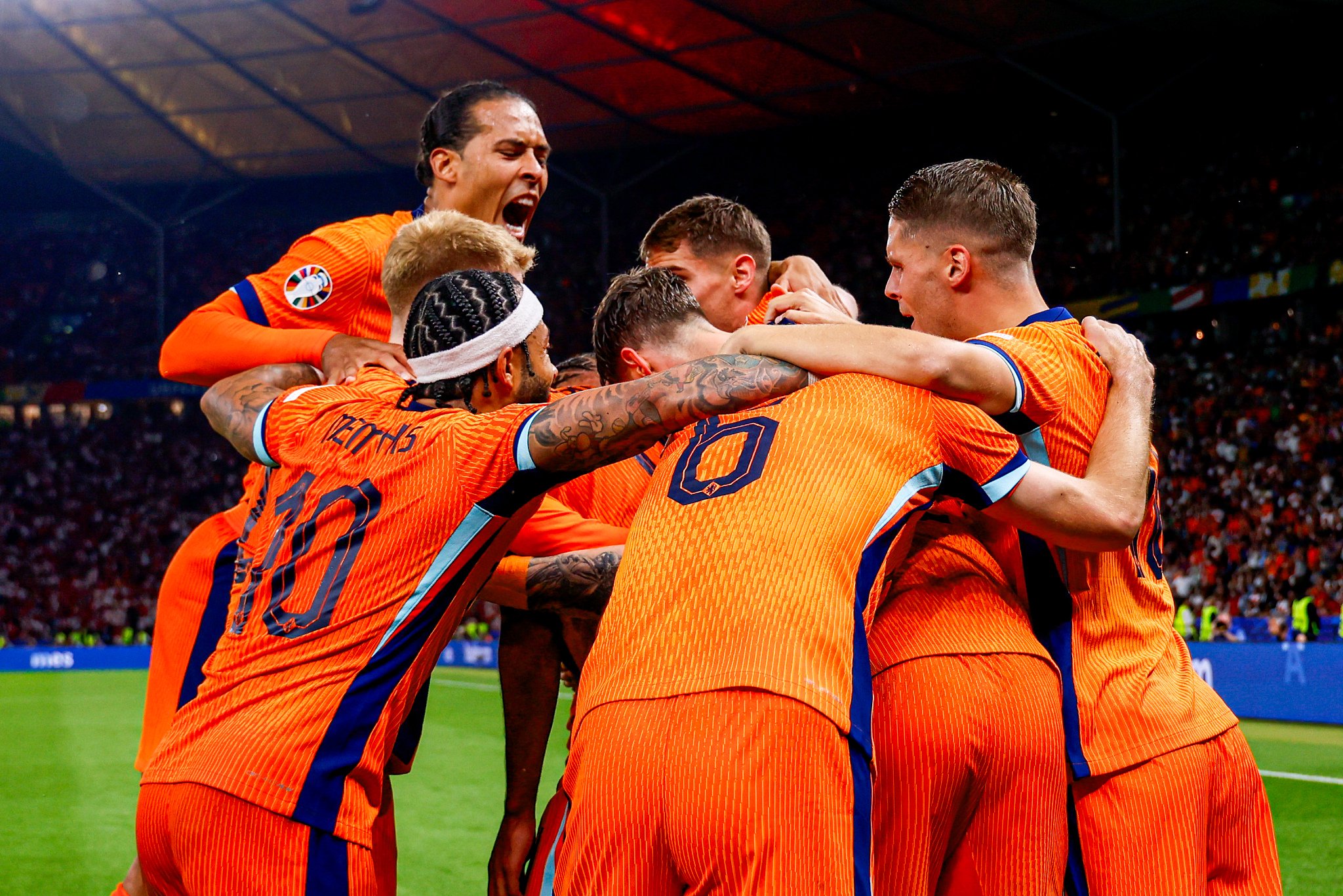 荷兰队备战实力突出，备战备强备战