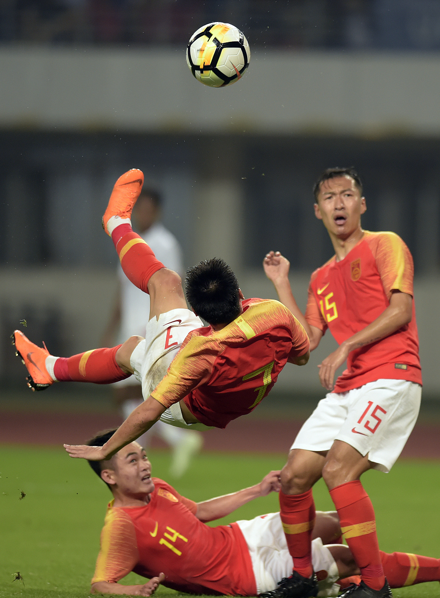 中国足球赛事中展现的无尽激情 中国足球赛事中展现的无尽激情