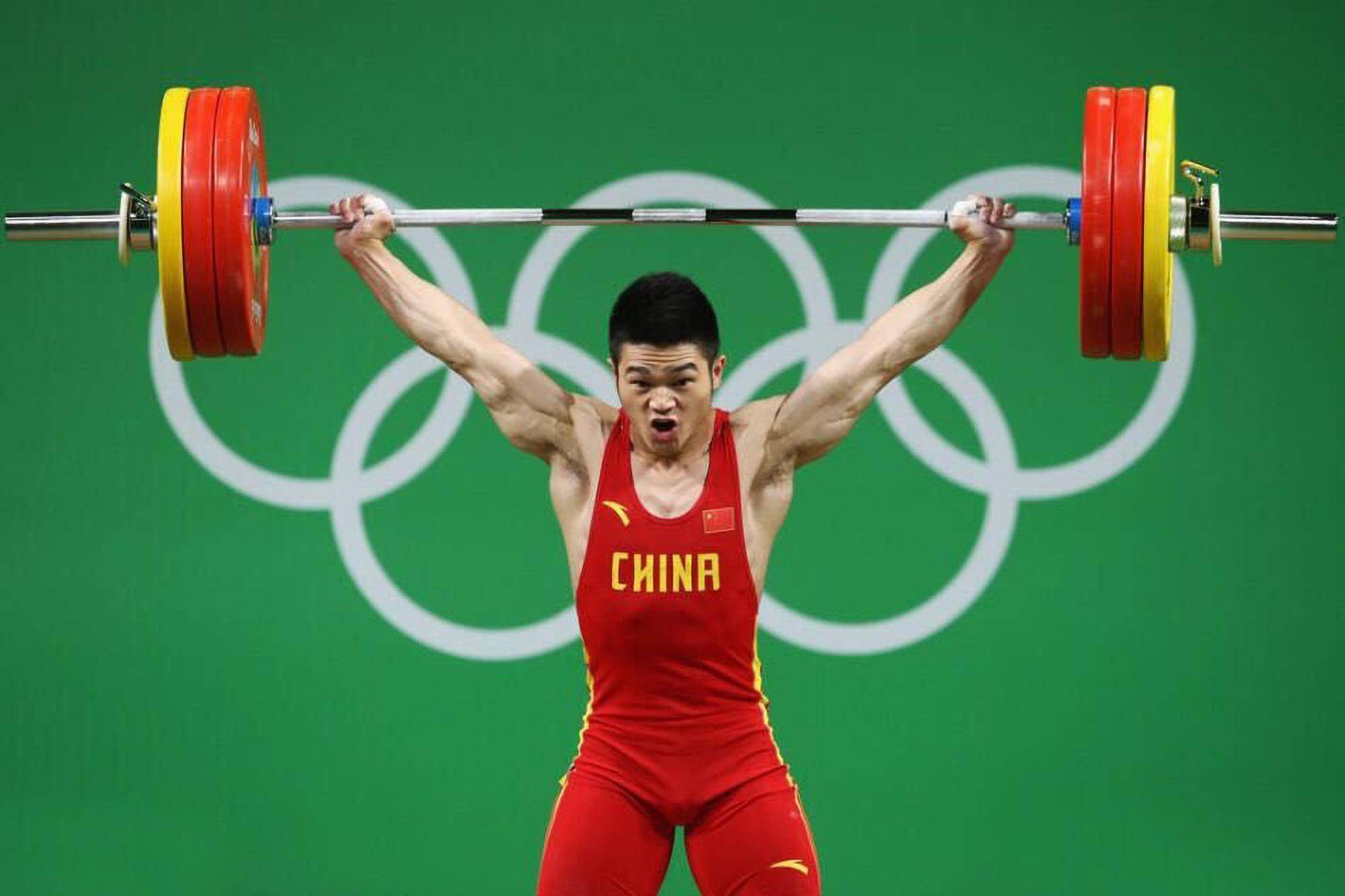 关于举重男子公斤级赛美国选手斩获银牌的信息