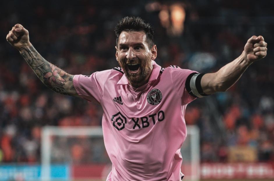 包含瑞典险胜德国，梅西高光表现的词条