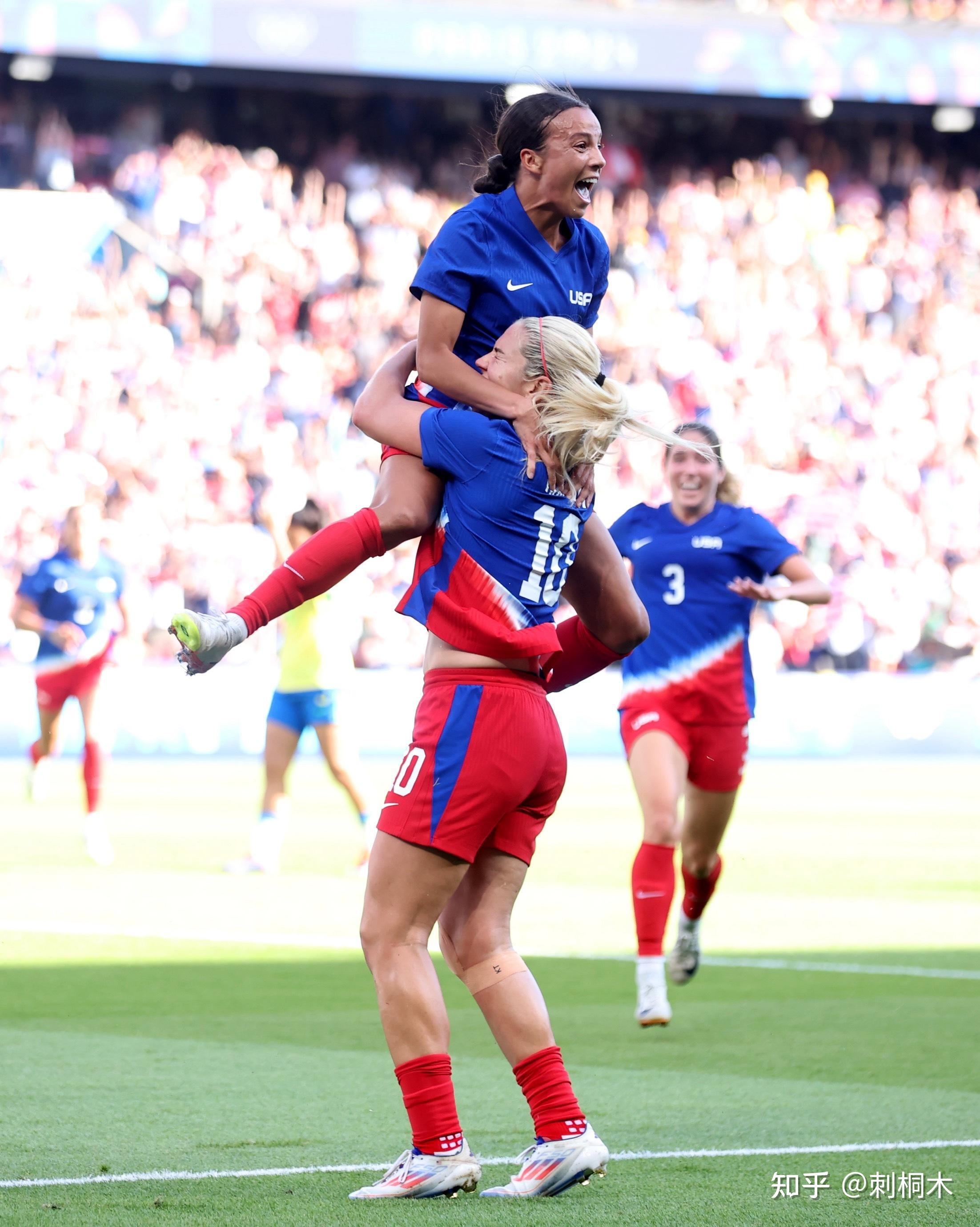 巴西女足出征女足美洲杯,实力强大,或将成夺冠热门的简单介绍 巴西女足出征女足美洲杯,实力强大,或将成夺冠热门的简单介绍