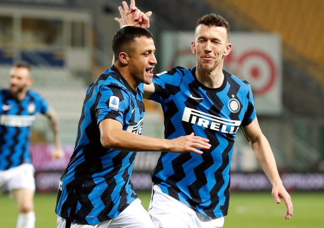 汉堡队在客场击败对手,豪取三分 汉堡队在客场击败对手,豪取三分