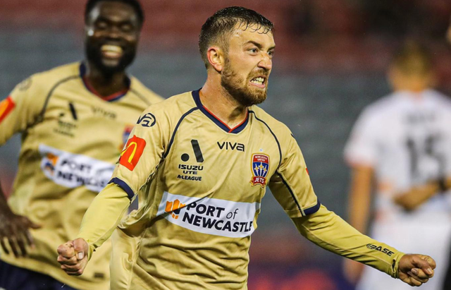 奥格斯堡表现坚挺，锋线发挥稳定的简单介绍