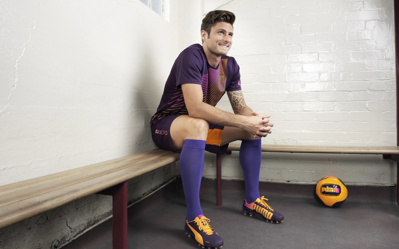 新疆队狂胜山西队，武切维奇成为关键先生