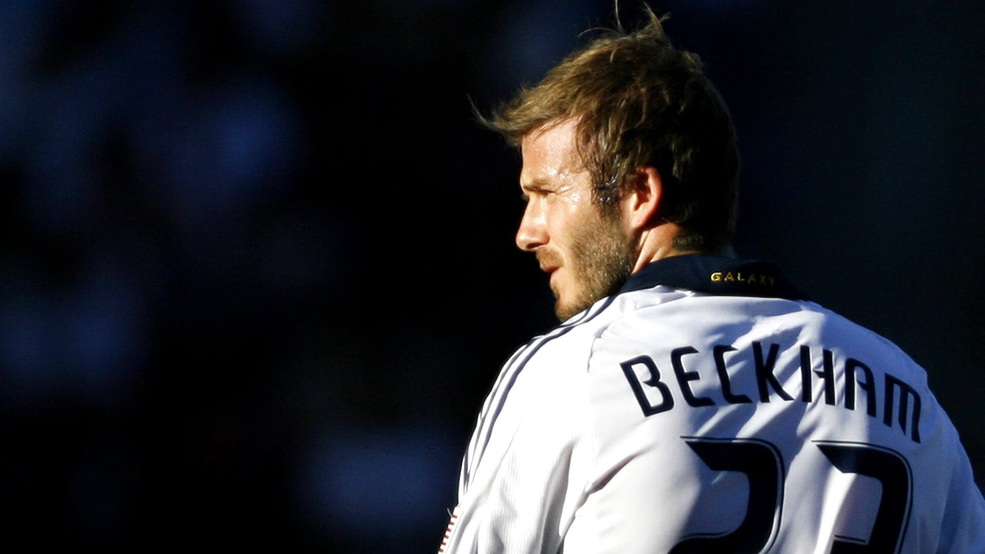 绿茵与硬木,跨越时空的竞技诗篇